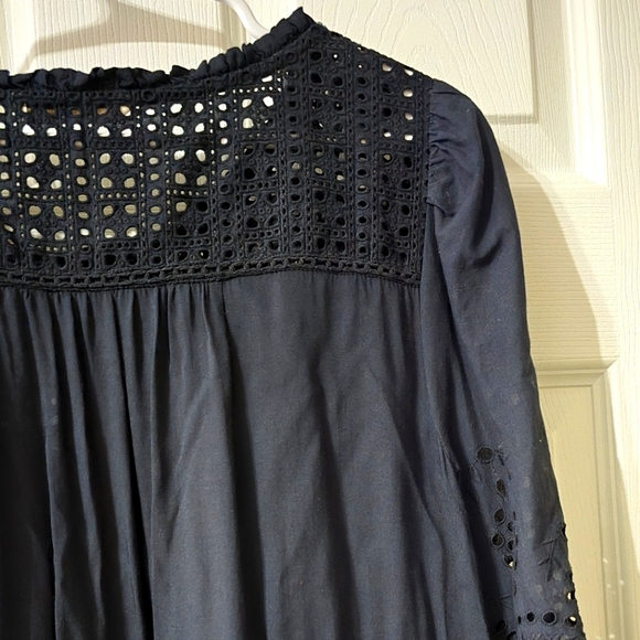 Soft Surroundings Alejandra Eyelet Tunic, Peplum Hem, 3/4 Bell Sleeves, EUC! - Picture 10 of 13
